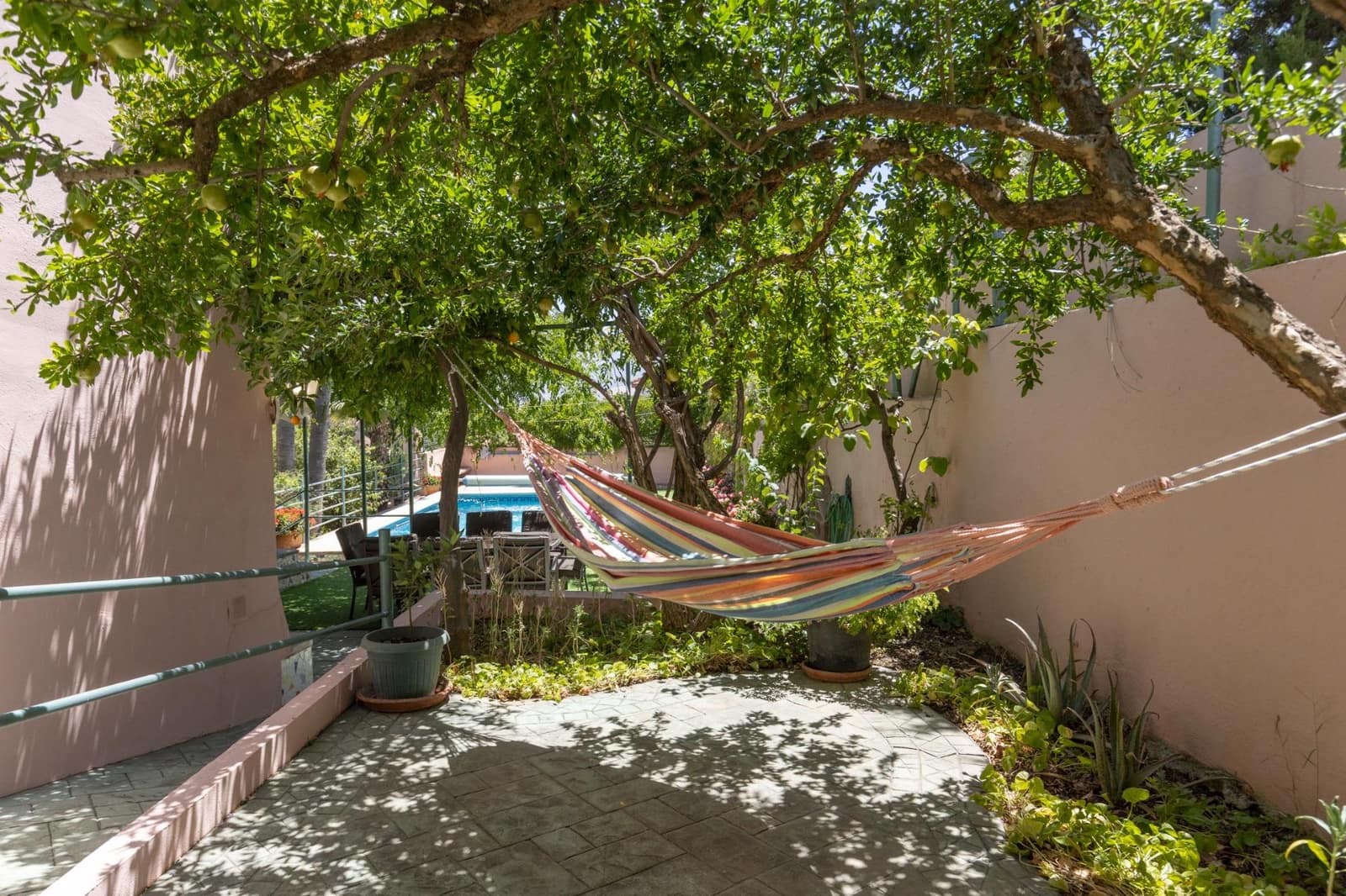 Chalet de 7 habitaciones en Las Gabias en venta con piscina garaje - 575.000 € (Ref: 9677677)