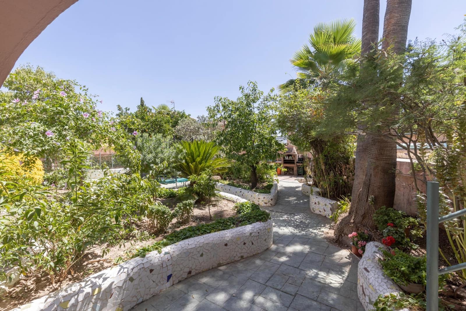 Chalet de 7 habitaciones en Las Gabias en venta con piscina garaje - 575.000 € (Ref: 9677677)