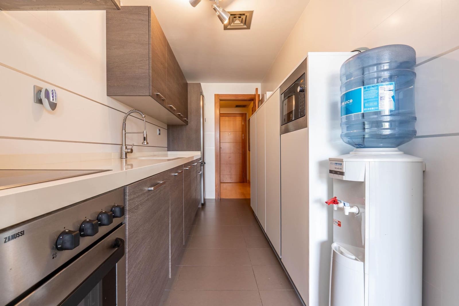 2 slaapkamer Flat te koop in Motril met zwembad garage - € 305.000 (Ref: 9680522)