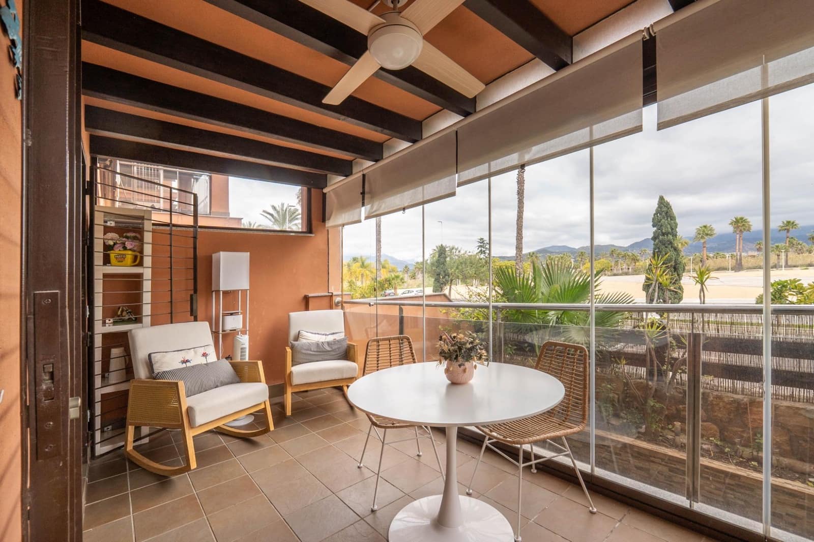 2 slaapkamer Flat te koop in Motril met zwembad garage - € 305.000 (Ref: 9680522)