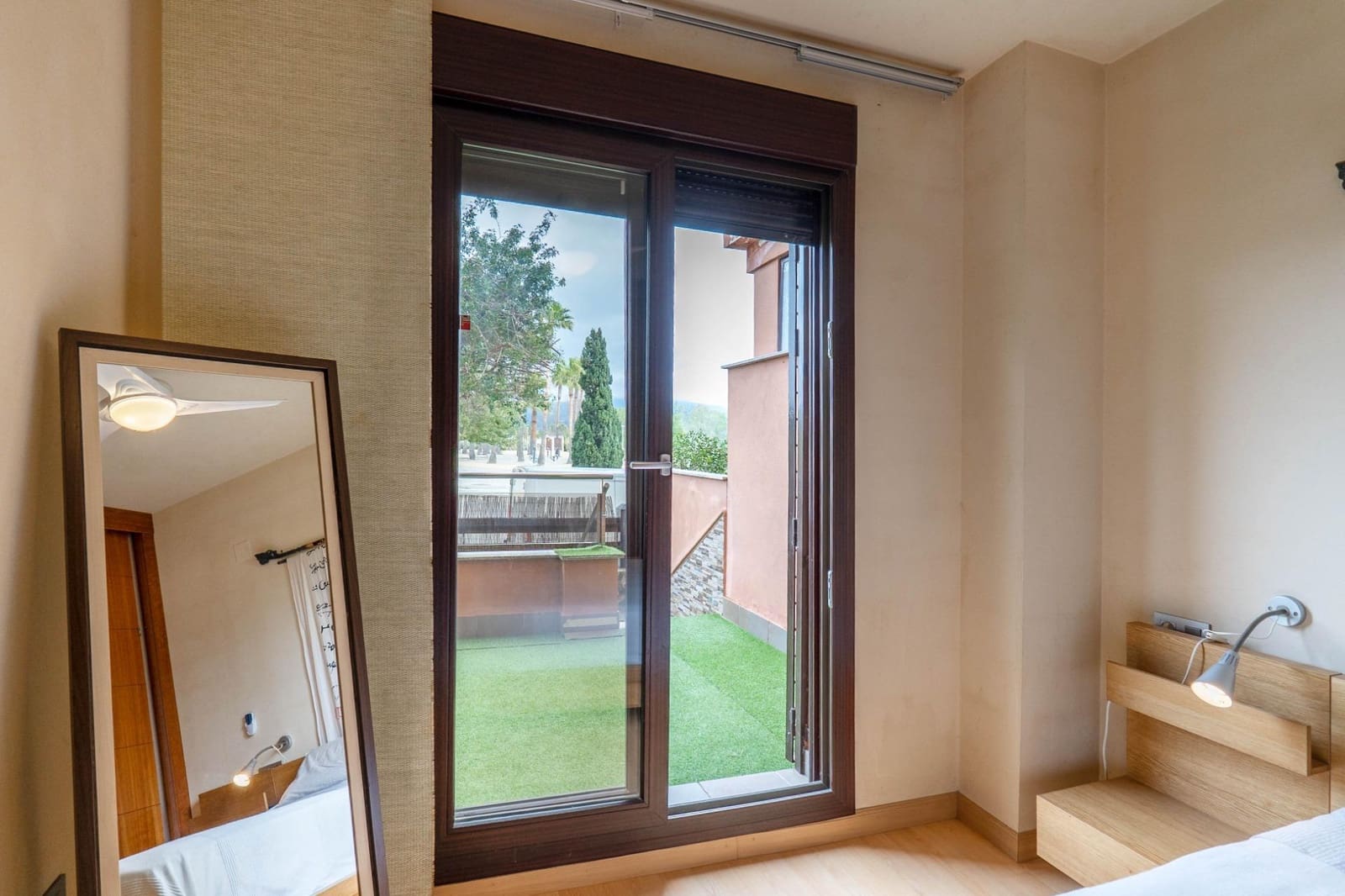 2 slaapkamer Flat te koop in Motril met zwembad garage - € 305.000 (Ref: 9680522)