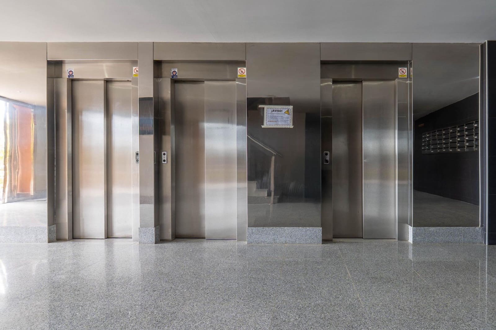 2 slaapkamer Flat te koop in Motril met zwembad garage - € 305.000 (Ref: 9680522)