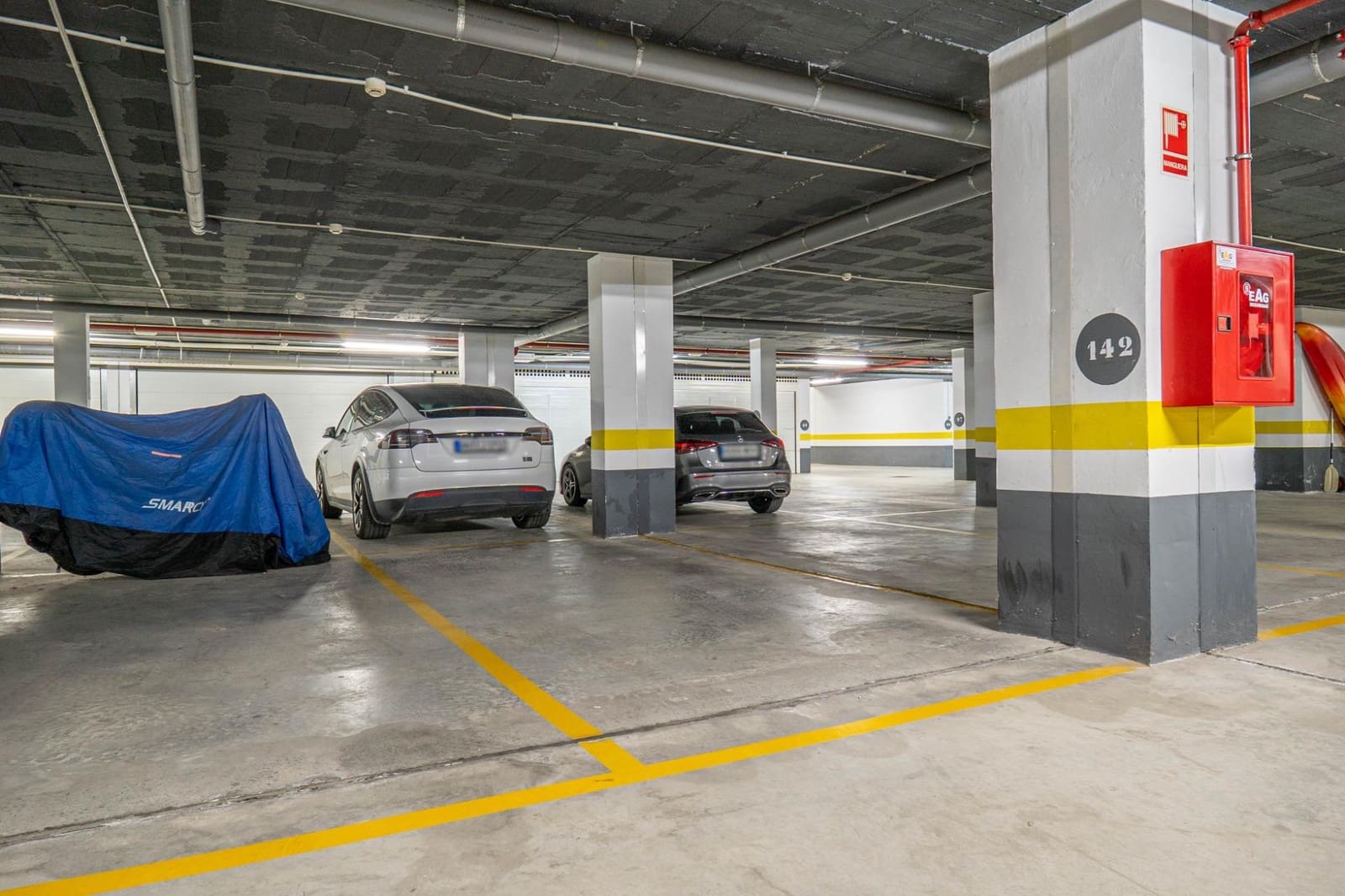 2 slaapkamer Flat te koop in Motril met zwembad garage - € 305.000 (Ref: 9680522)