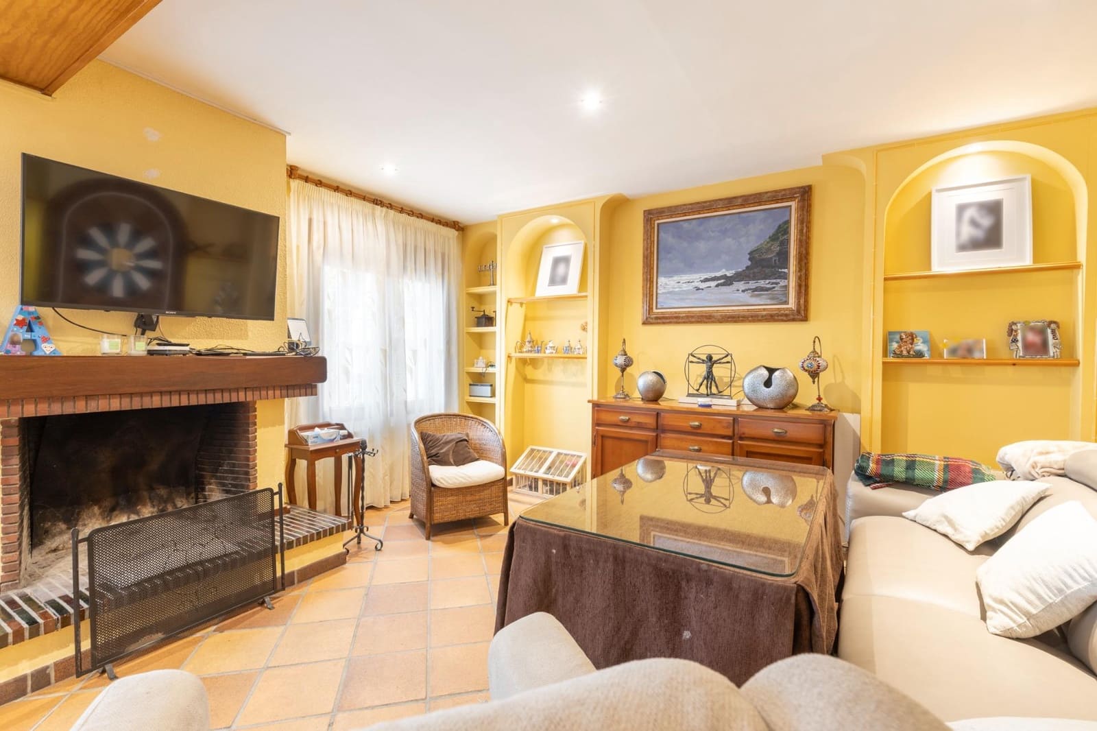 5 bedroom Villa for sale in Las Gabias with garage - € 480,000 (Ref: 9680523)