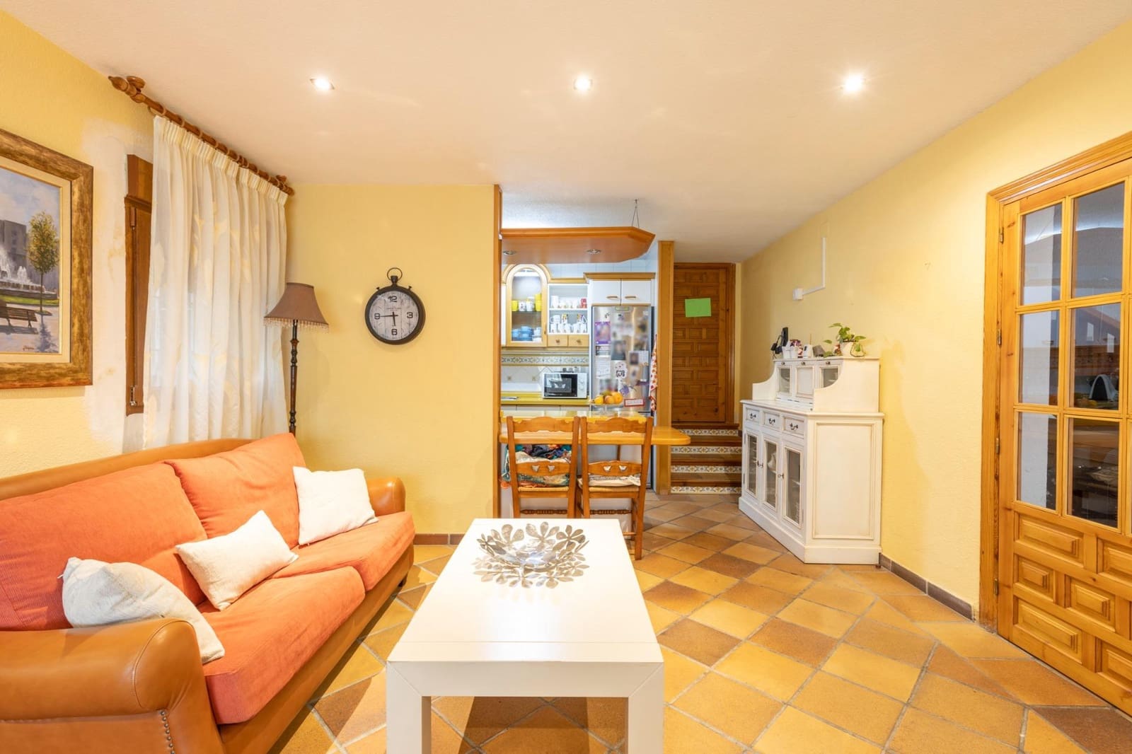 5 bedroom Villa for sale in Las Gabias with garage - € 480,000 (Ref: 9680523)