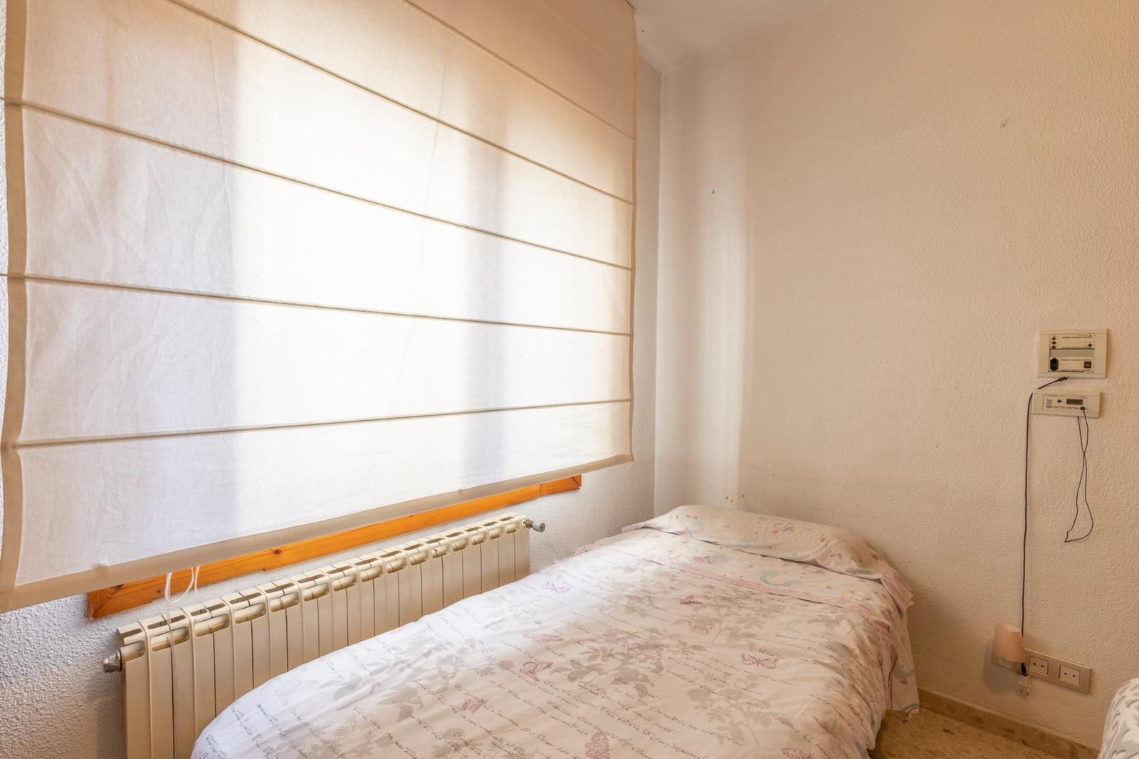 5 bedroom Villa for sale in Las Gabias with garage - € 480,000 (Ref: 9680523)