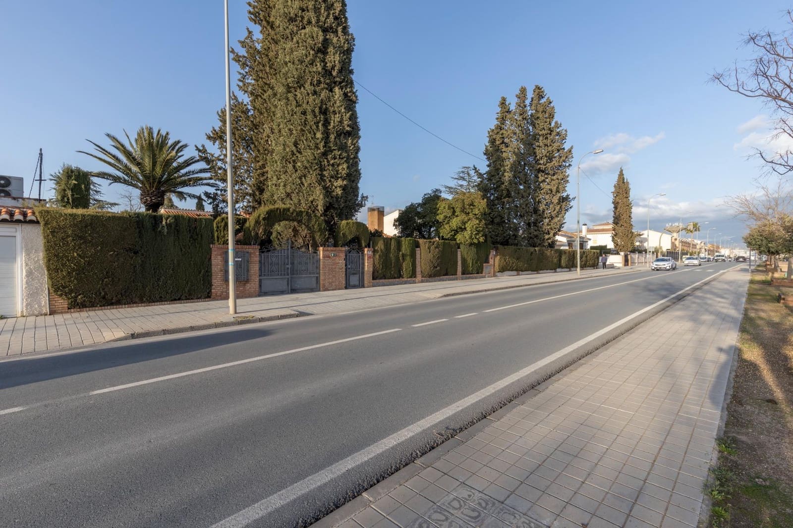 5 bedroom Villa for sale in Las Gabias with garage - € 480,000 (Ref: 9680523)