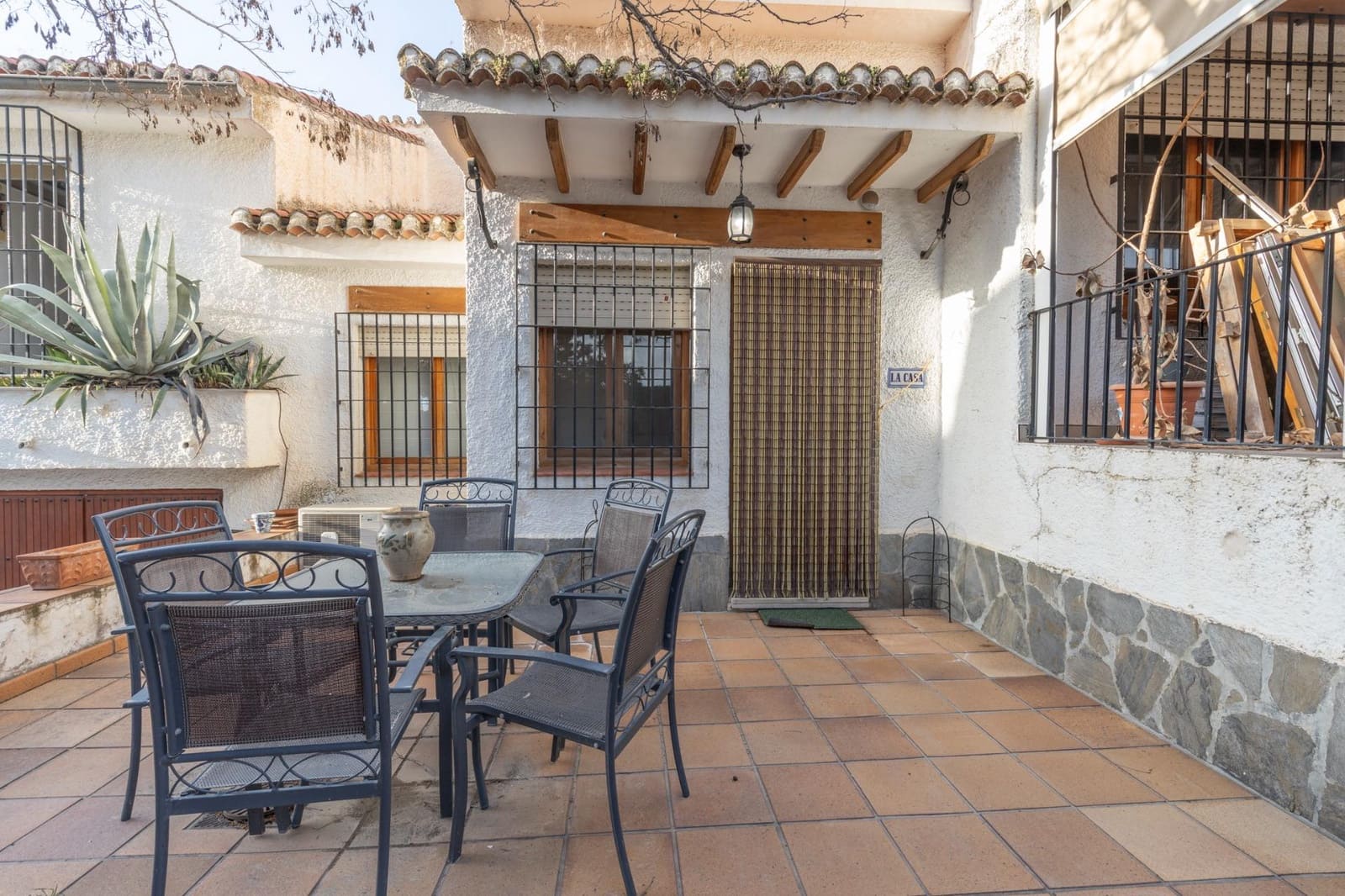 5 bedroom Villa for sale in Las Gabias with garage - € 480,000 (Ref: 9680523)