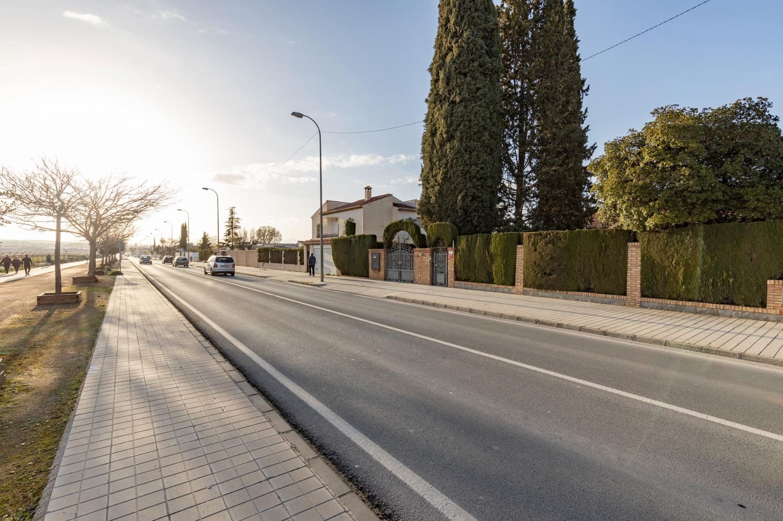 5 bedroom Villa for sale in Las Gabias with garage - € 480,000 (Ref: 9680523)