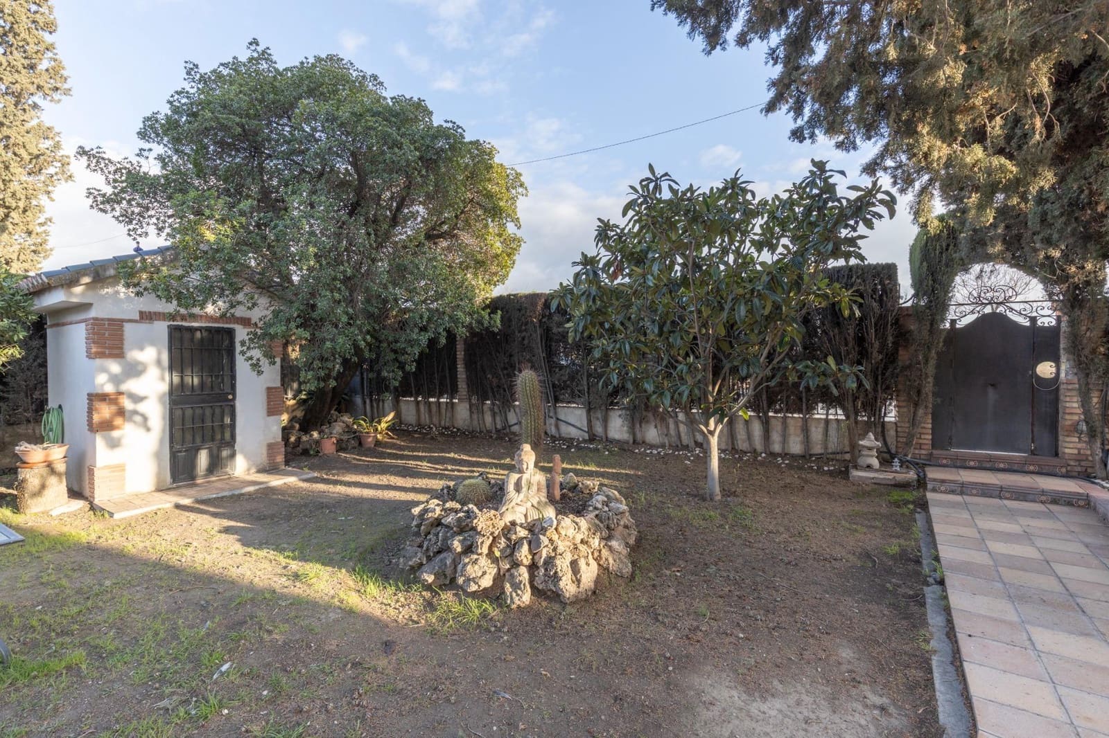 5 bedroom Villa for sale in Las Gabias with garage - € 480,000 (Ref: 9680523)