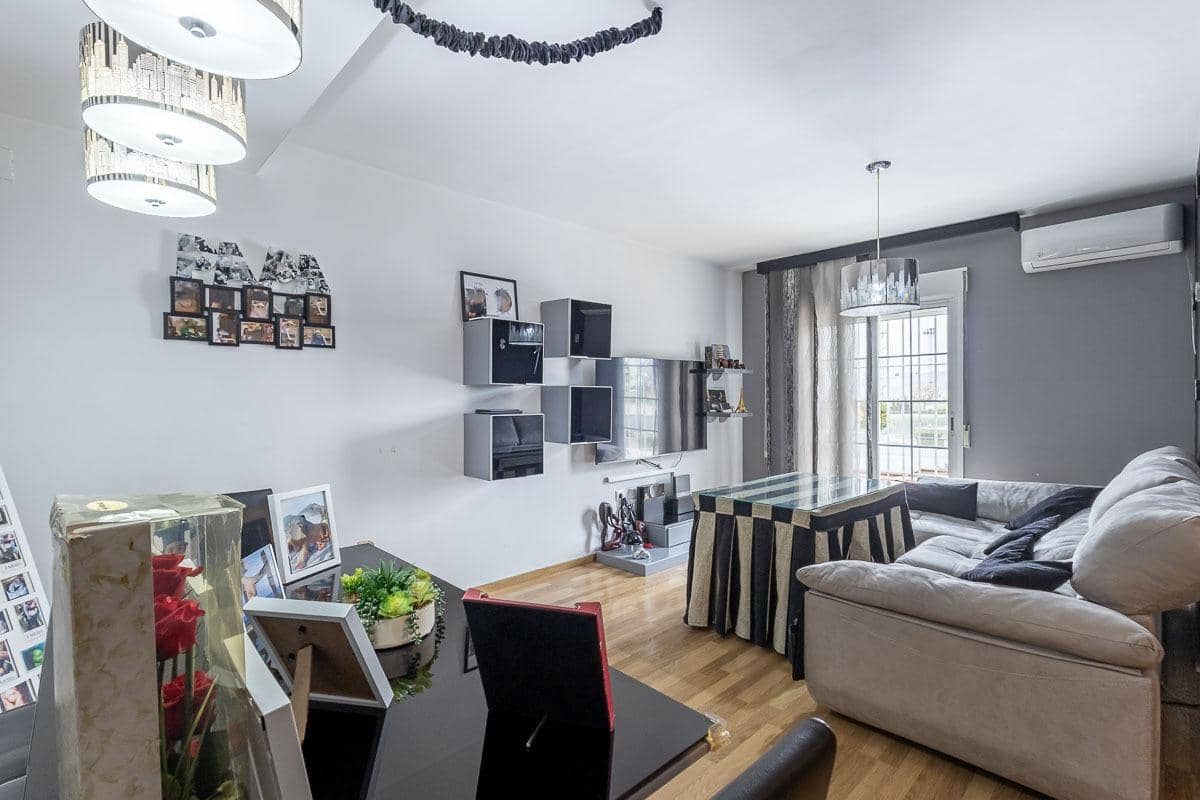 4 sypialnia Dom szeregowy na sprzedaż w Belicena z garażem - 239 900 € (Ref: 9680524)