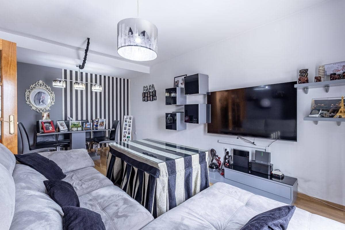 4 sypialnia Dom szeregowy na sprzedaż w Belicena z garażem - 239 900 € (Ref: 9680524)