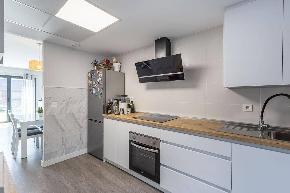 3 chambre Villa/Maison Mitoyenne à vendre à Grenade ville - 349 000 € (Ref: 9680525)