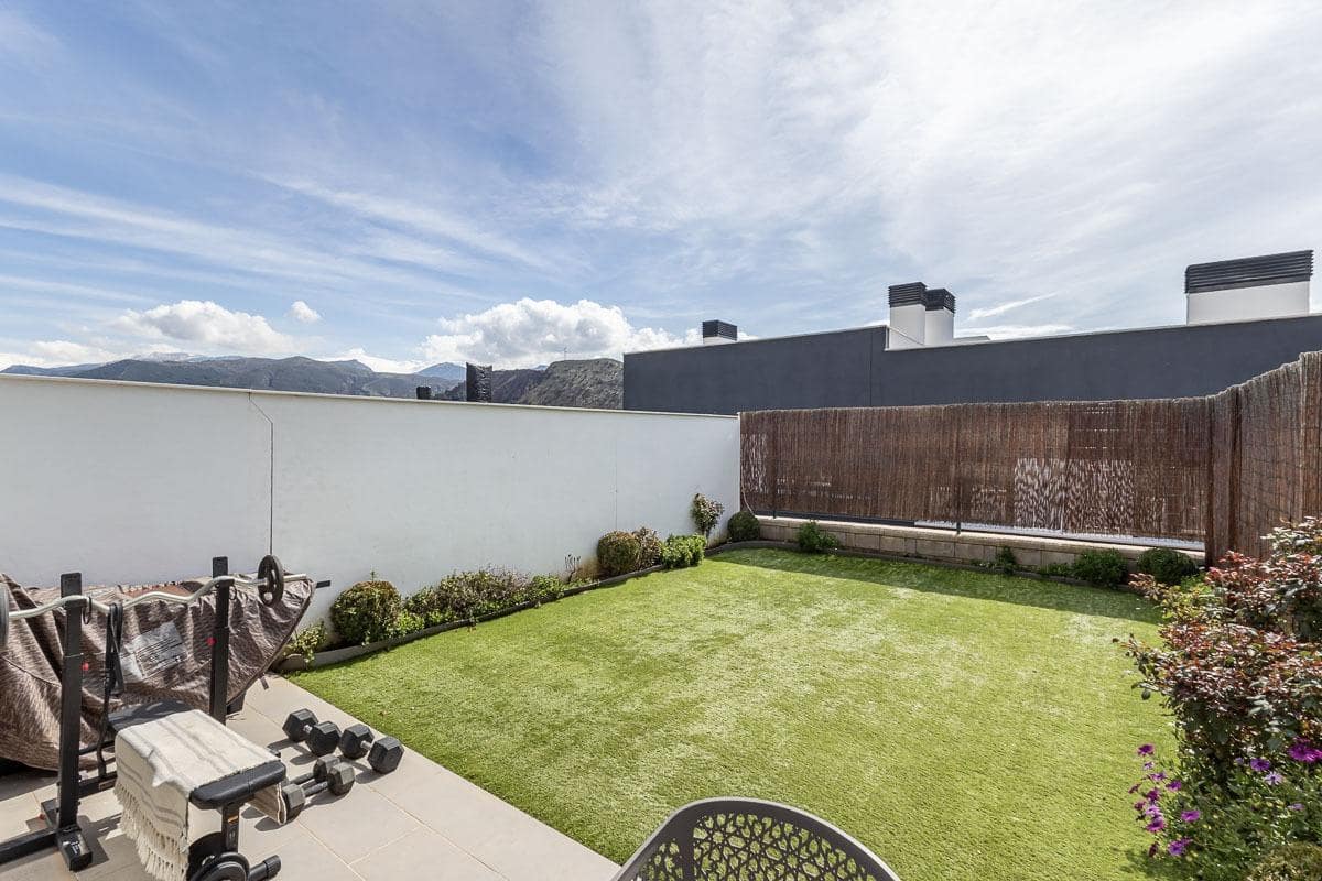 3 chambre Villa/Maison Mitoyenne à vendre à Grenade ville - 349 000 € (Ref: 9680525)