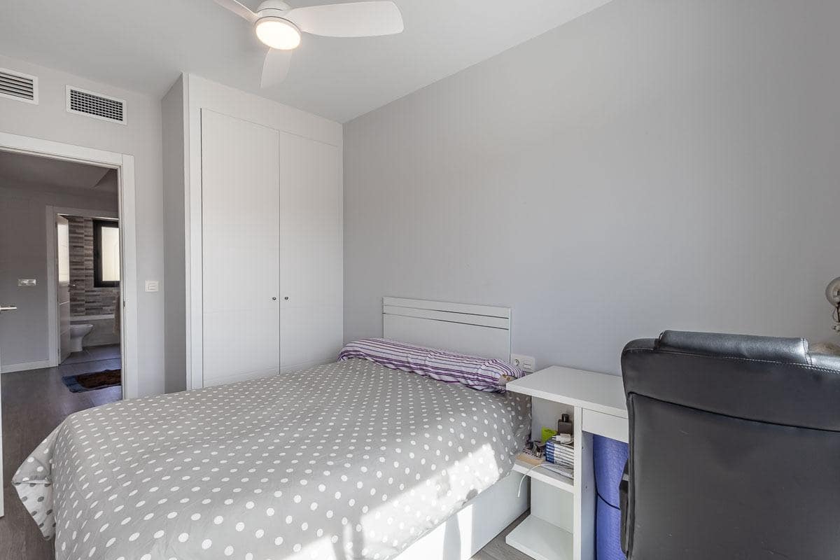 3 chambre Villa/Maison Mitoyenne à vendre à Grenade ville - 349 000 € (Ref: 9680525)