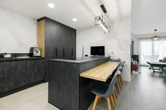 3 Zimmer Penthouse zu verkaufen in Jun mit Pool Garage - 360.000 € (Ref: 9680526)