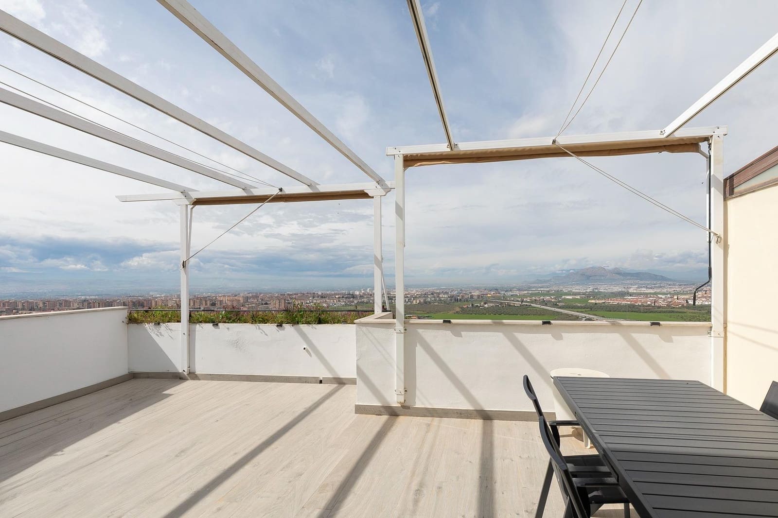 3 Zimmer Penthouse zu verkaufen in Jun mit Pool Garage - 360.000 € (Ref: 9680526)