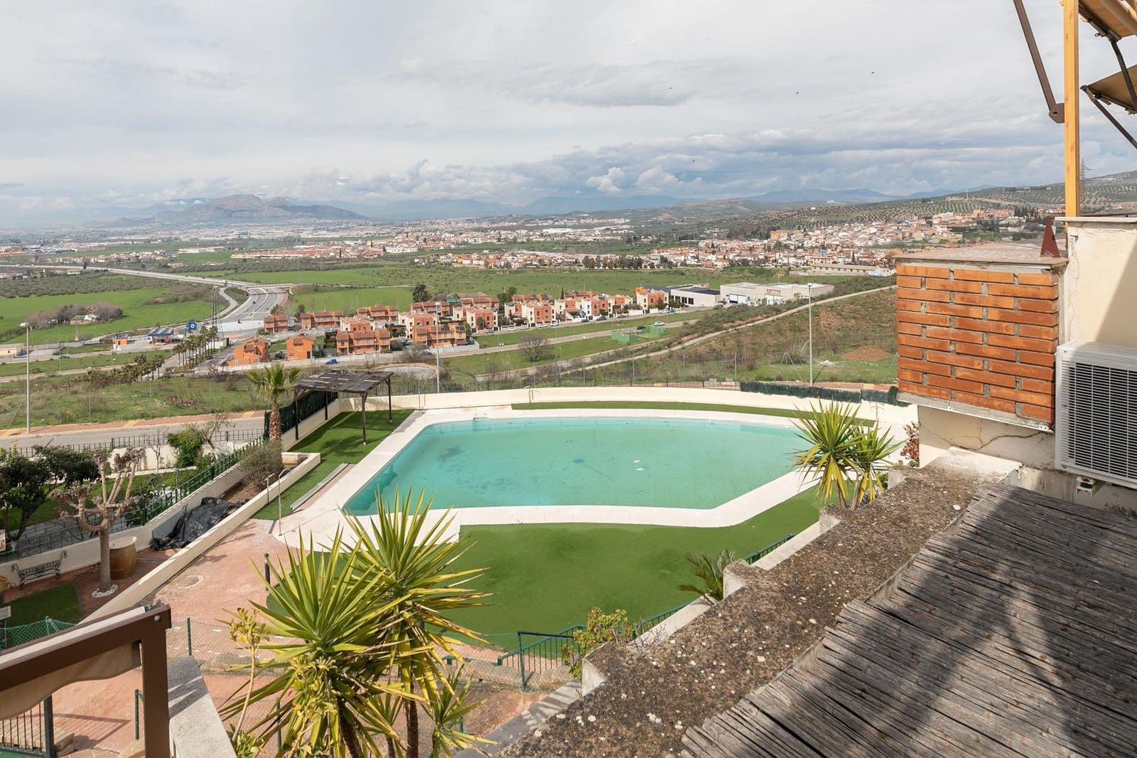 3 Zimmer Penthouse zu verkaufen in Jun mit Pool Garage - 360.000 € (Ref: 9680526)