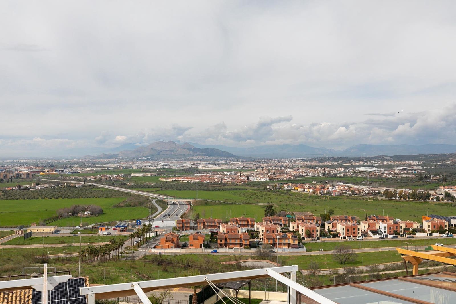 3 Zimmer Penthouse zu verkaufen in Jun mit Pool Garage - 360.000 € (Ref: 9680526)