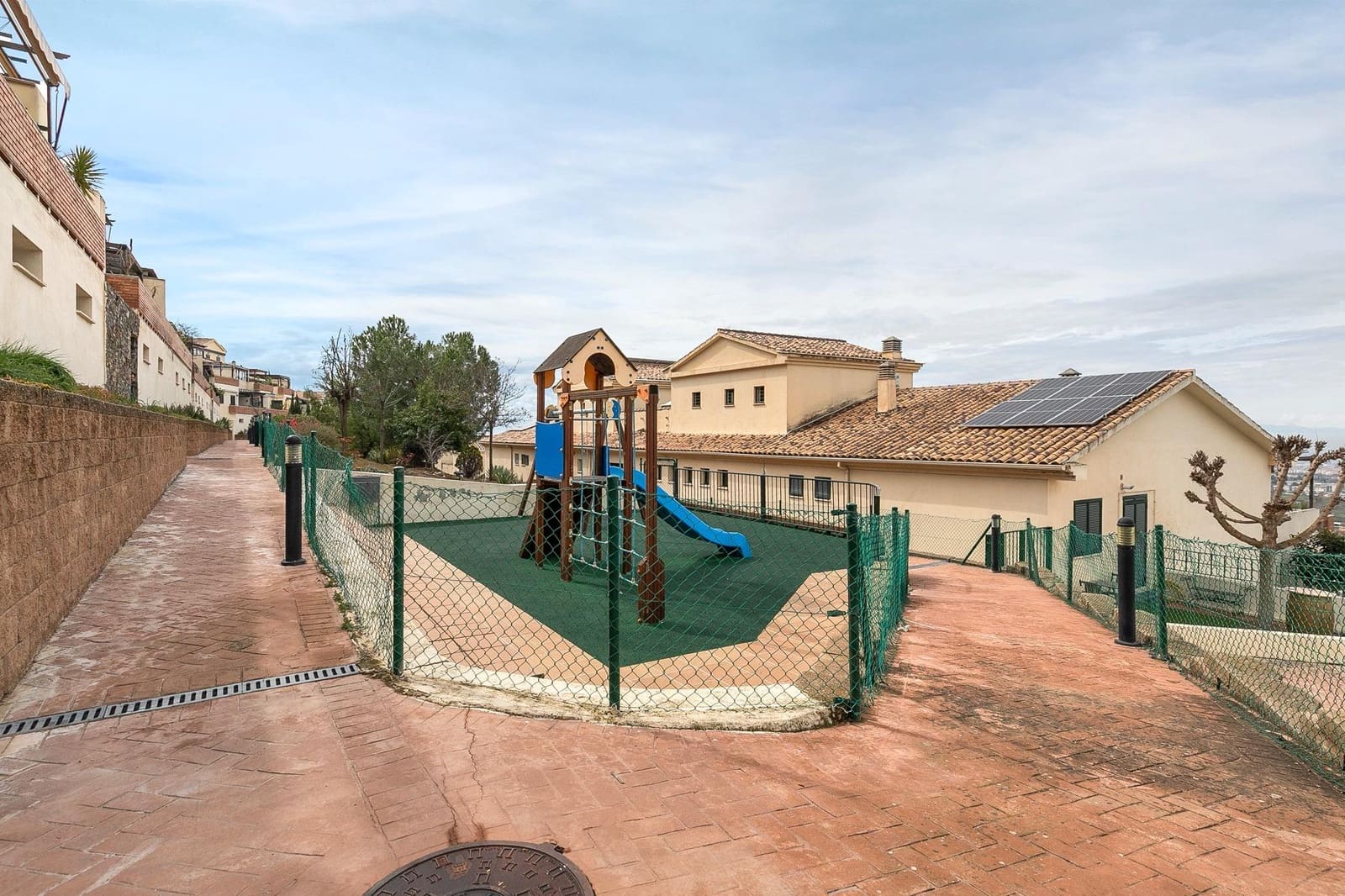 3 Zimmer Penthouse zu verkaufen in Jun mit Pool Garage - 360.000 € (Ref: 9680526)