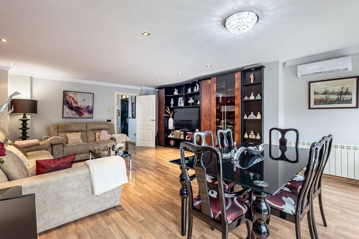 4 sypialnia Dom szeregowy na sprzedaż w Alhendin z basenem garażem - 390 000 € (Ref: 9680527)