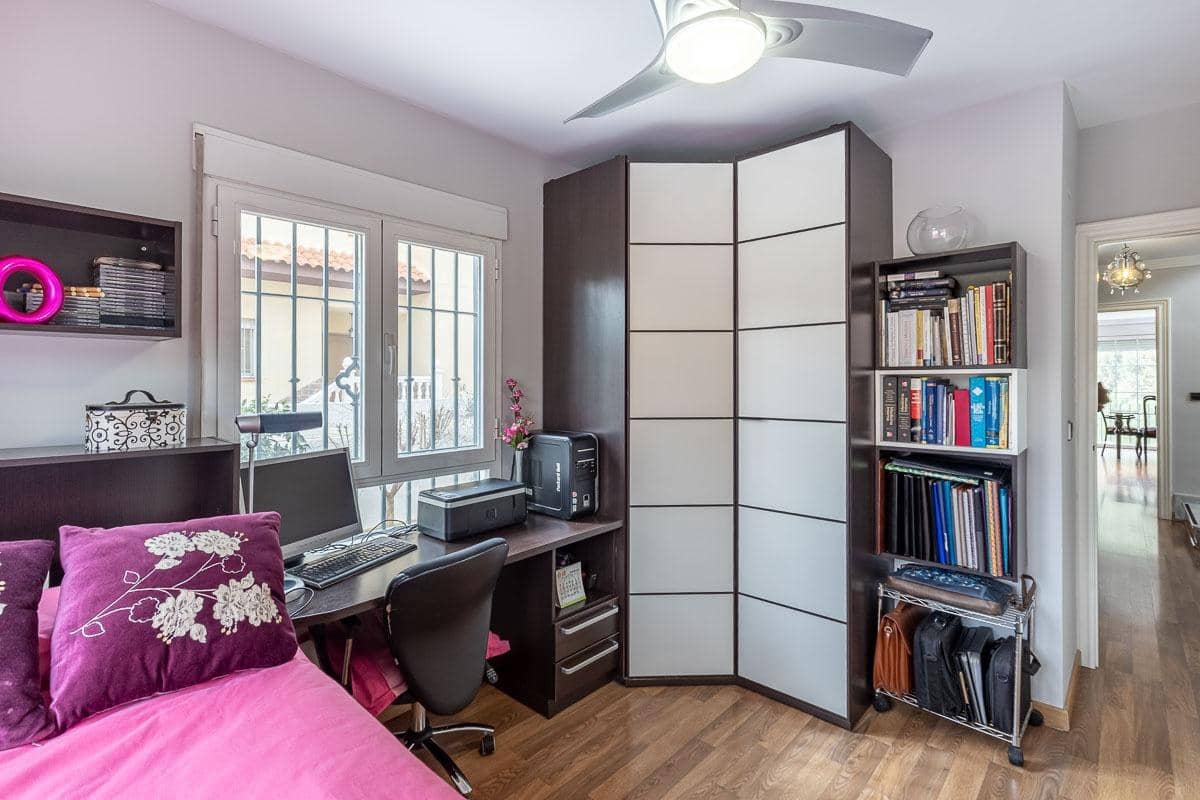 4 sypialnia Dom szeregowy na sprzedaż w Alhendin z basenem garażem - 390 000 € (Ref: 9680527)