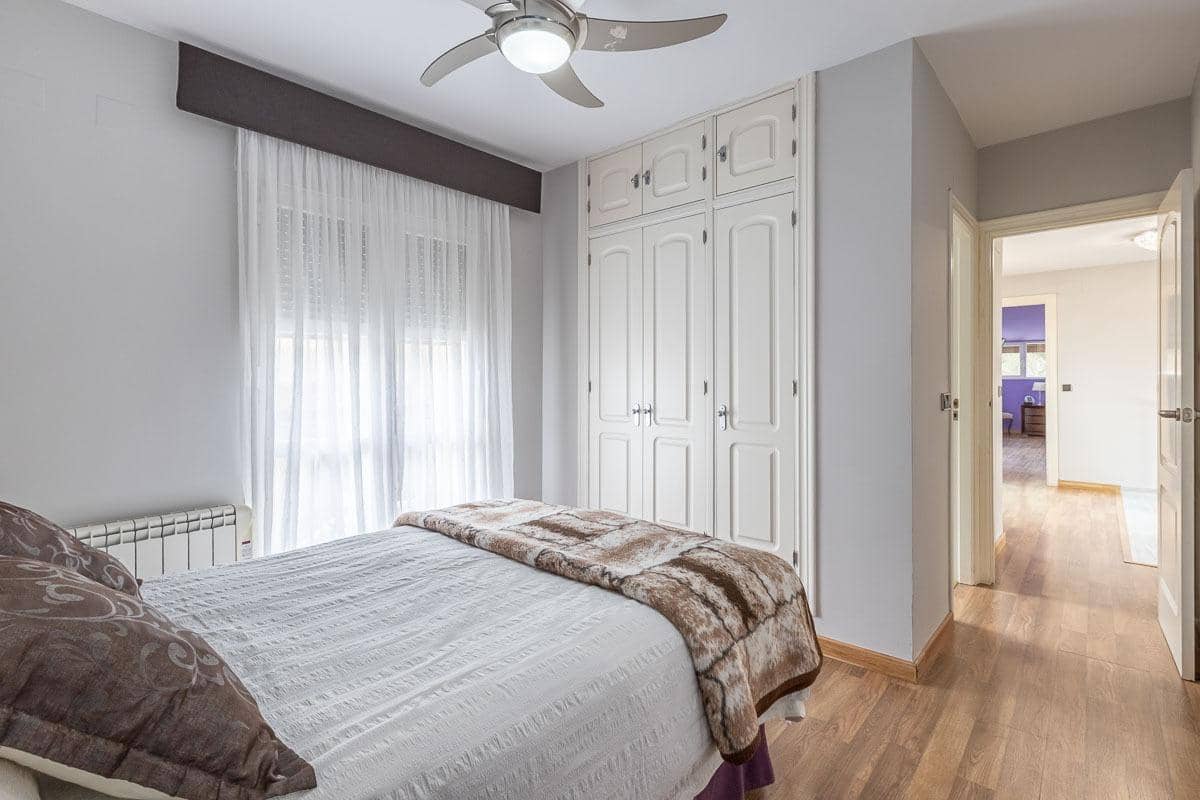 4 sypialnia Dom szeregowy na sprzedaż w Alhendin z basenem garażem - 390 000 € (Ref: 9680527)