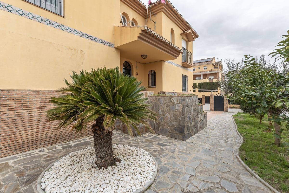 4 sypialnia Dom szeregowy na sprzedaż w Alhendin z basenem garażem - 390 000 € (Ref: 9680527)