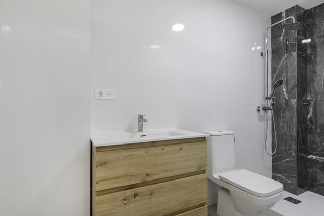 Apartamento de 1 habitación en San Matías - Realejo, Granada ciudad en venta - 159.900 € (Ref: 9680529)