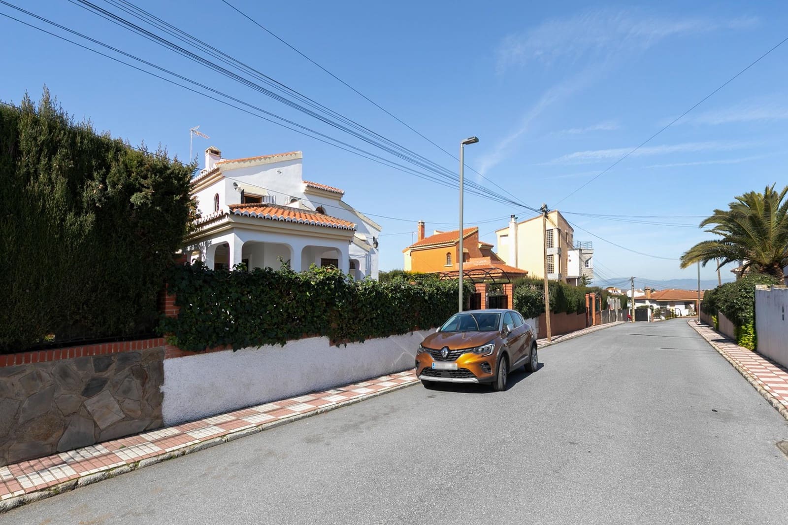 4 slaapkamer Villa te koop in Otura met zwembad garage - € 325.000 (Ref: 9691169)