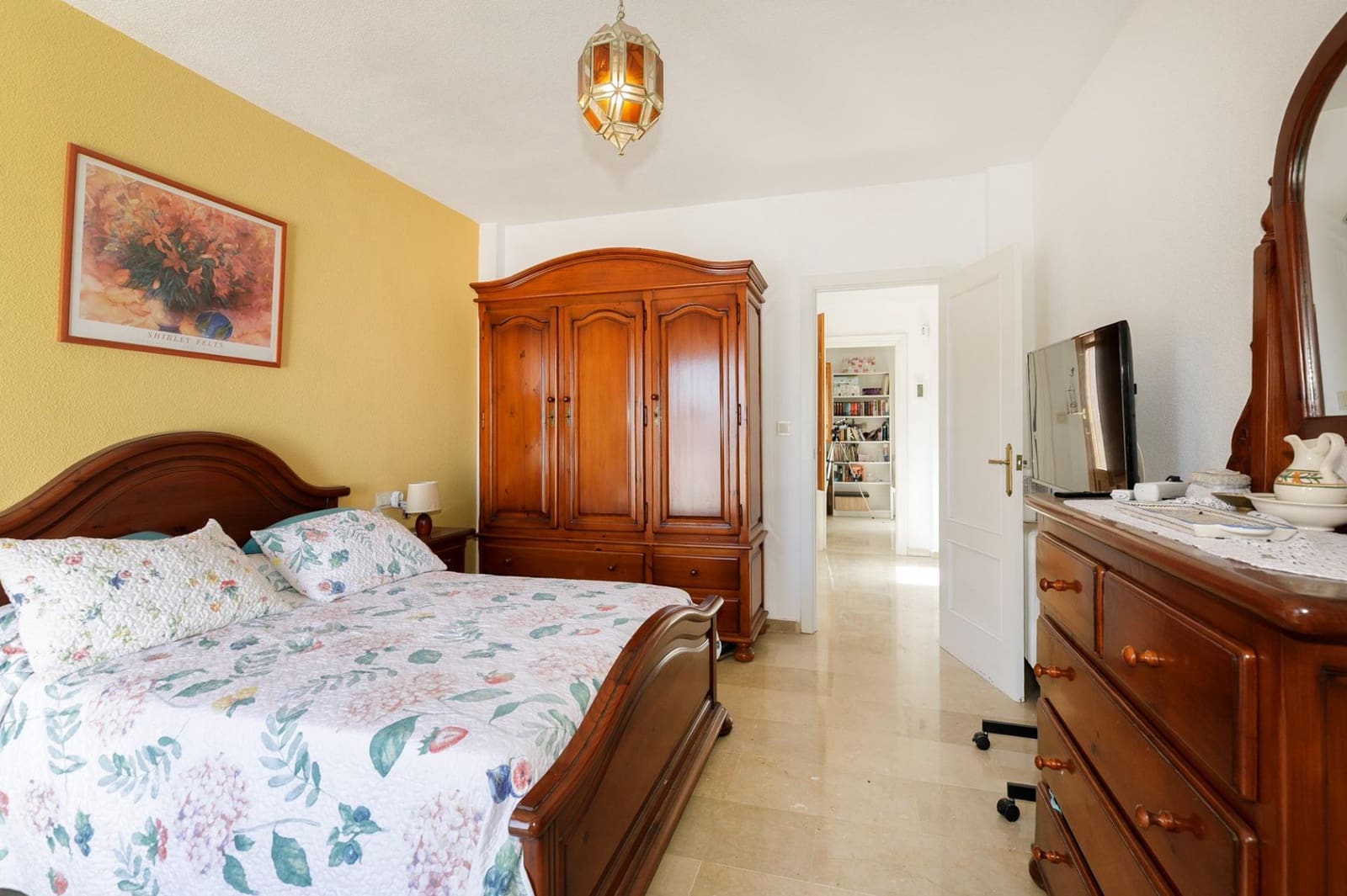 4 slaapkamer Villa te koop in Otura met zwembad garage - € 325.000 (Ref: 9691169)