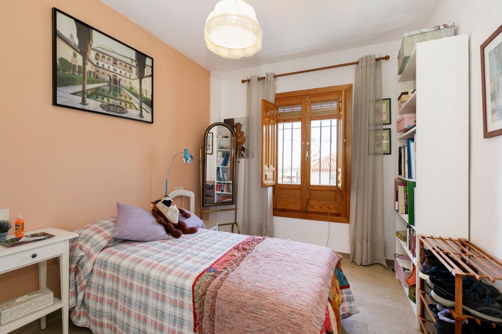 4 slaapkamer Villa te koop in Otura met zwembad garage - € 325.000 (Ref: 9691169)