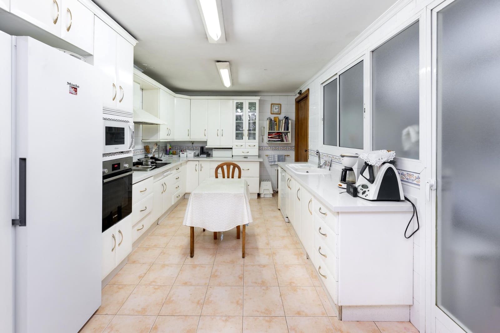 6 soveværelse Lejlighed til salg i Granada by - € 695.000 (Ref: 9696326)