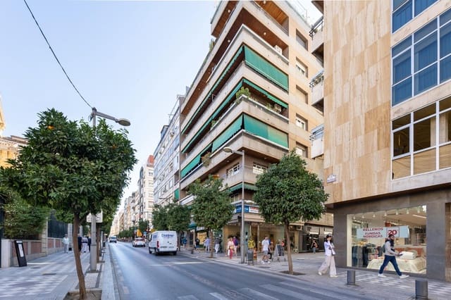 6 soveværelse Lejlighed til salg i Granada by - € 695.000 (Ref: 9696326)