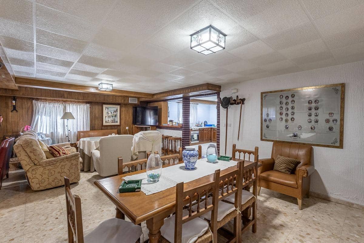 5 soveværelse Villa til salg i Atarfe med swimmingpool garage - € 390.000 (Ref: 9696327)