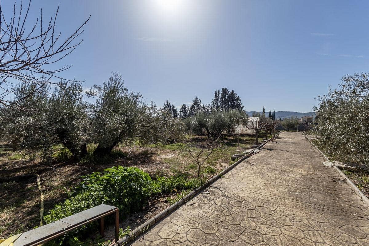 5 soveværelse Villa til salg i Atarfe med swimmingpool garage - € 390.000 (Ref: 9696327)