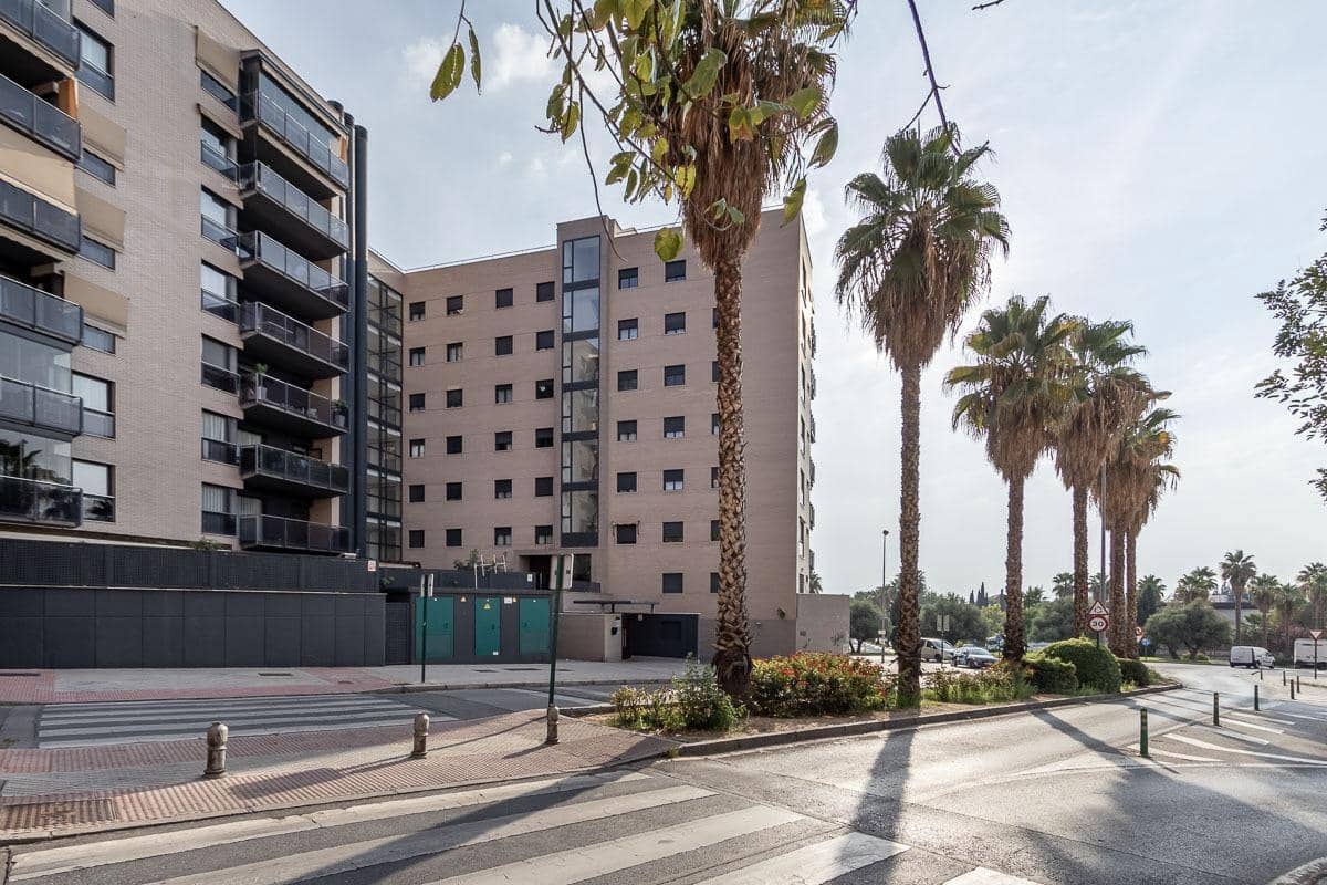 2 soverom Leilighet til salgs i Granada by med svømmebasseng garasje - € 299 000 (Ref: 9696330)