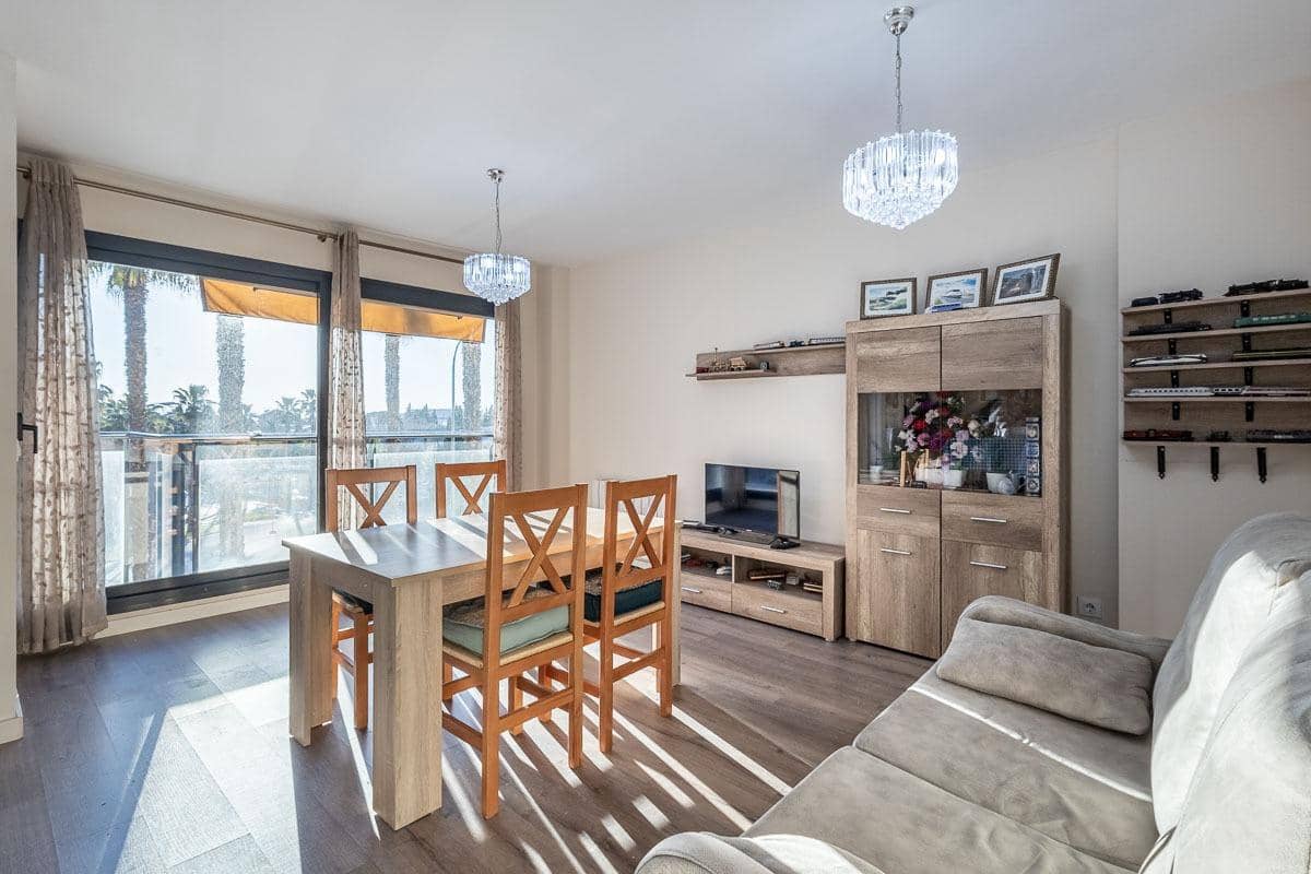 2 soverom Leilighet til salgs i Granada by med svømmebasseng garasje - € 299 000 (Ref: 9696330)