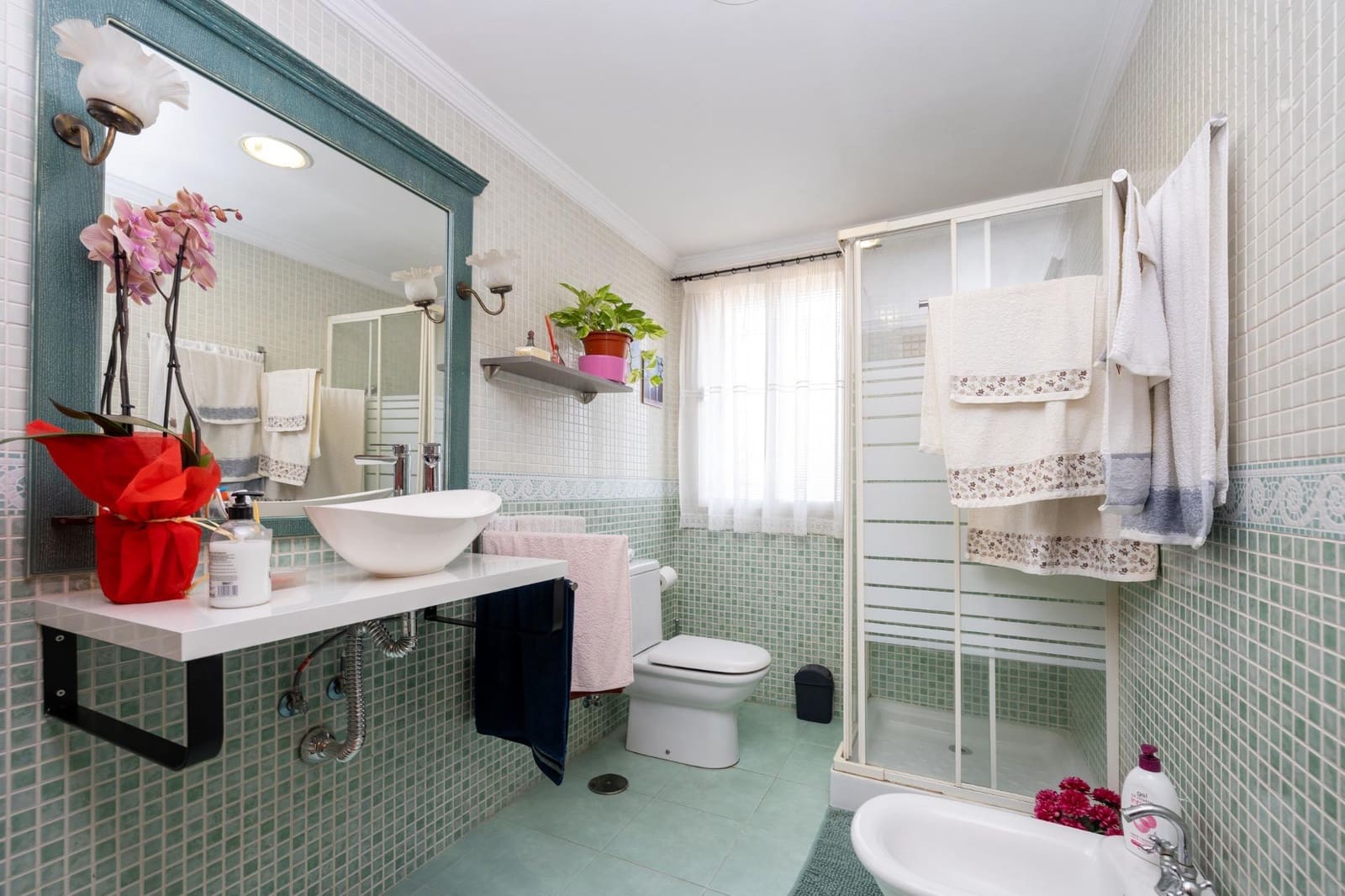 4 bedroom Semi-detached Villa for sale in Peligros with pool garage - € 420,000 (Ref: 9696331)