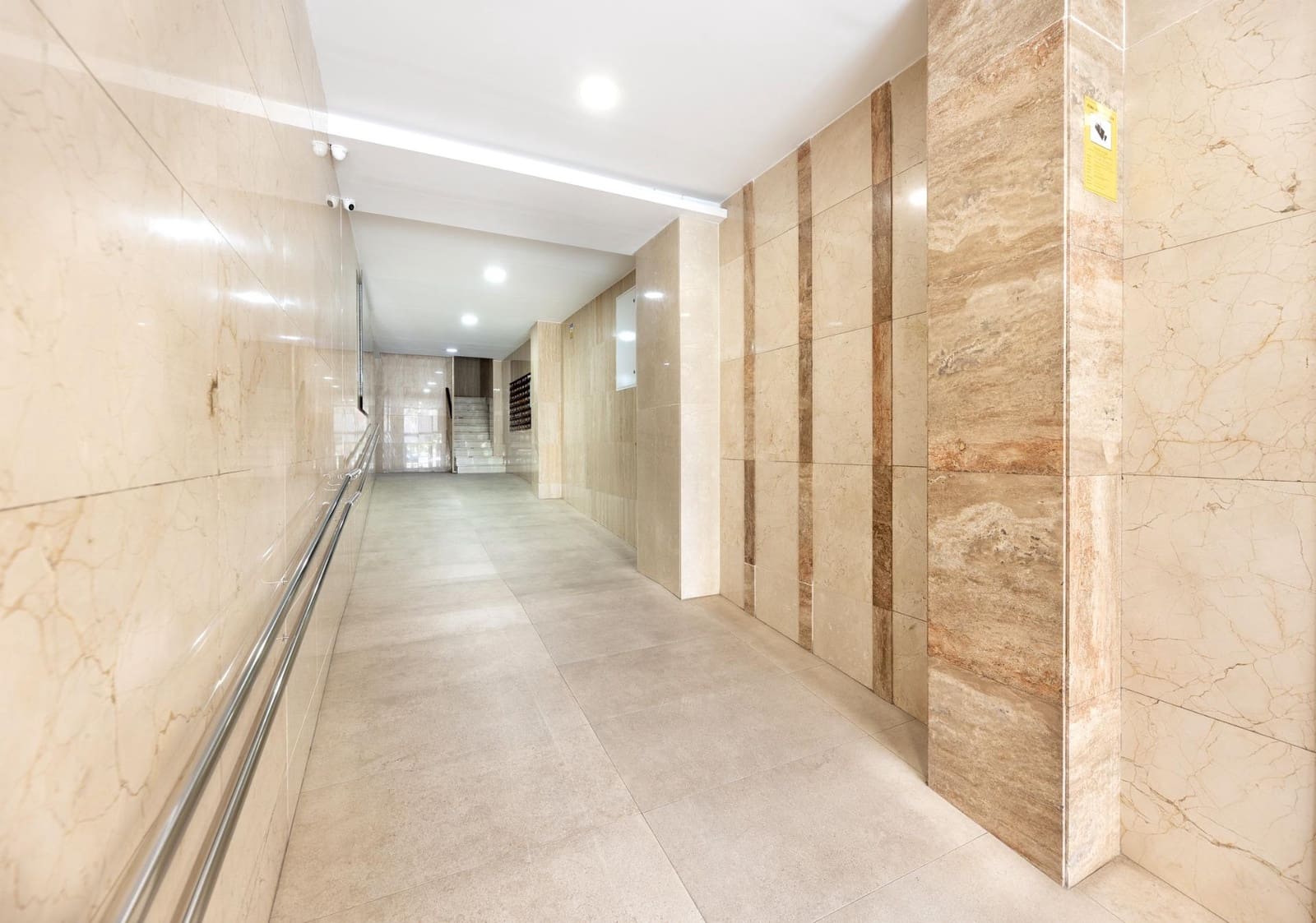 2 soveværelse Lejlighed til salg i Granada by - € 208.000 (Ref: 9699106)