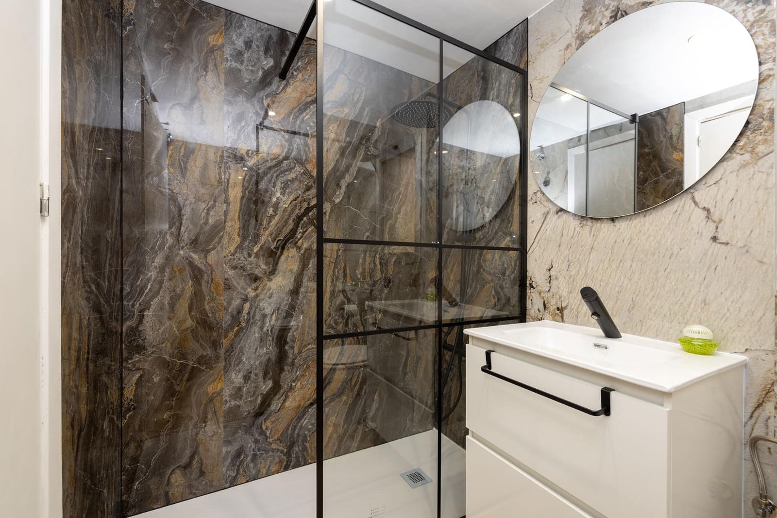 3 soveværelse Lejlighed til salg i Granada by med garage - € 226.000 (Ref: 9699107)