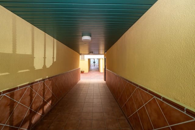 3 soverom Leilighet til salgs i Granada by med garasje - € 226 000 (Ref: 9699107)