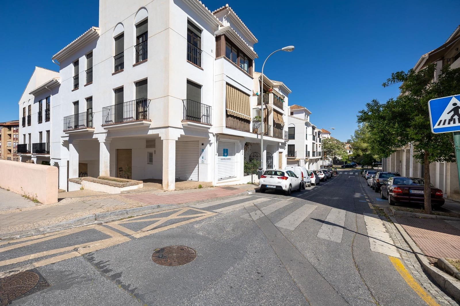 Commercial for sale in Granada city - € 44,000 (Ref: 9699108)