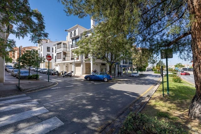 Commercieel te koop in Granada stad - € 44.000 (Ref: 9699108)