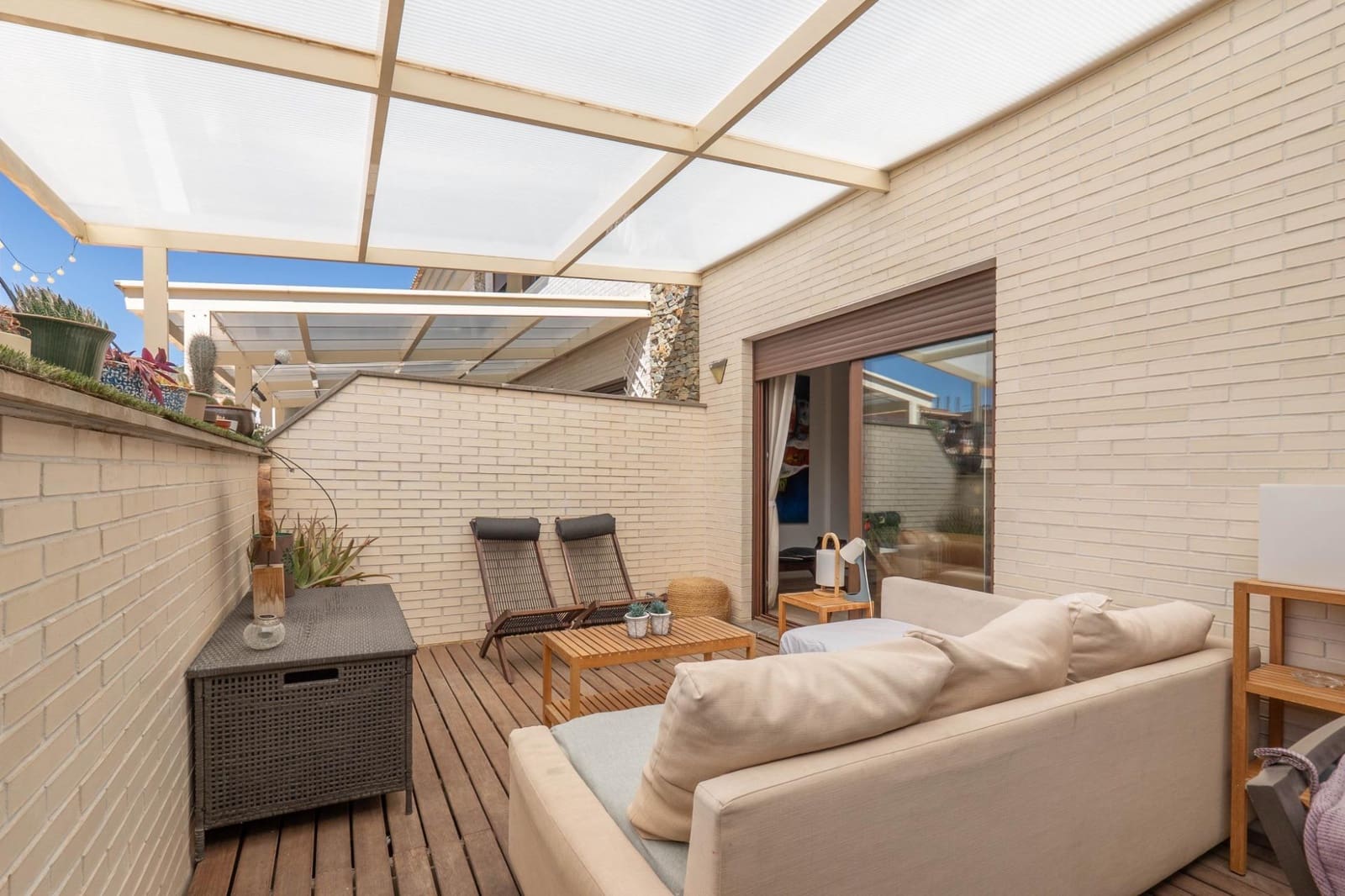 4 soveværelse Rækkehus til salg i Granada by med garage - € 512.000 (Ref: 9702391)