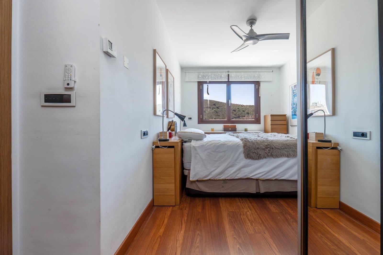 4 soveværelse Rækkehus til salg i Granada by med garage - € 512.000 (Ref: 9702391)