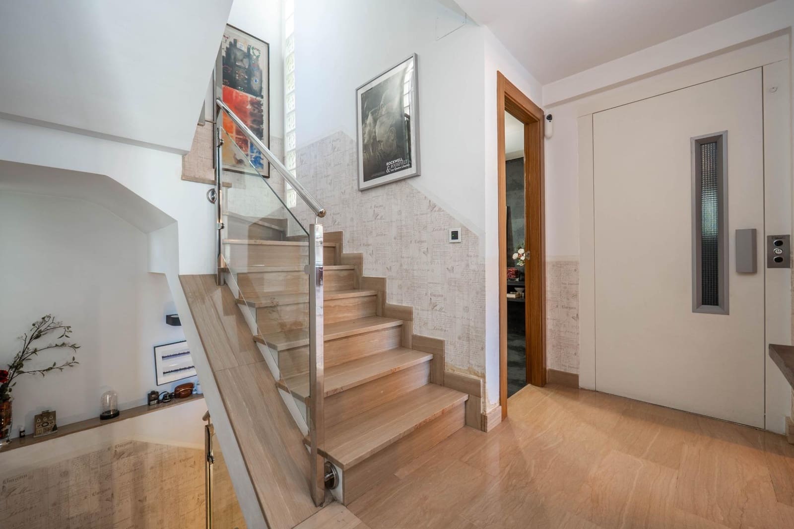 4 soveværelse Rækkehus til salg i Granada by med garage - € 512.000 (Ref: 9702391)