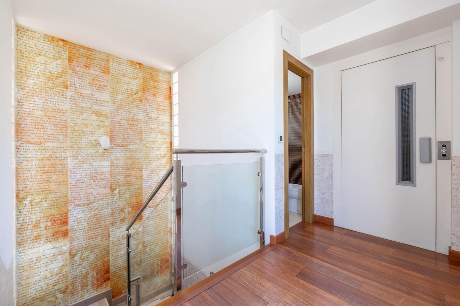 4 soveværelse Rækkehus til salg i Granada by med garage - € 512.000 (Ref: 9702391)