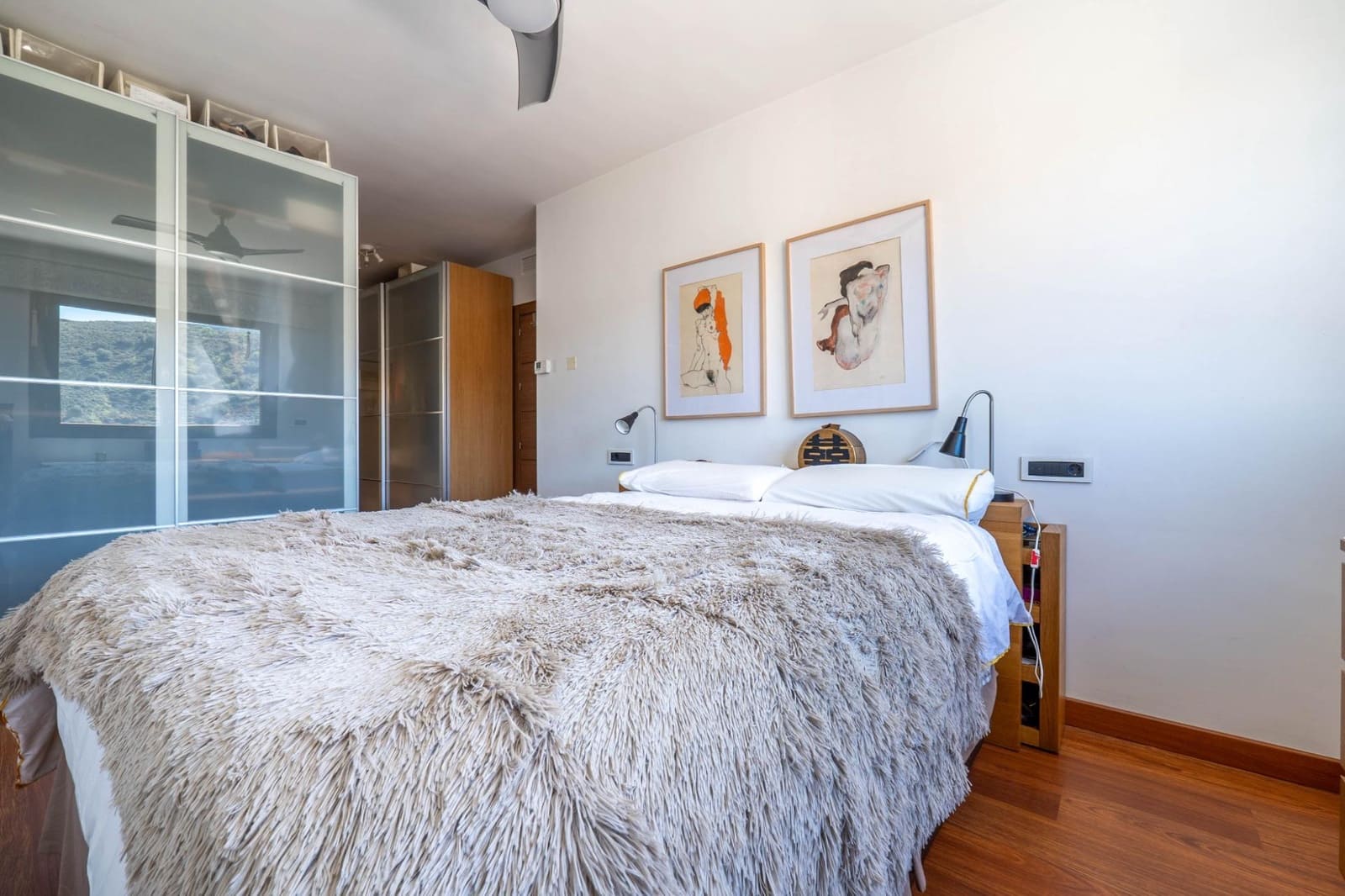 4 soveværelse Rækkehus til salg i Granada by med garage - € 512.000 (Ref: 9702391)