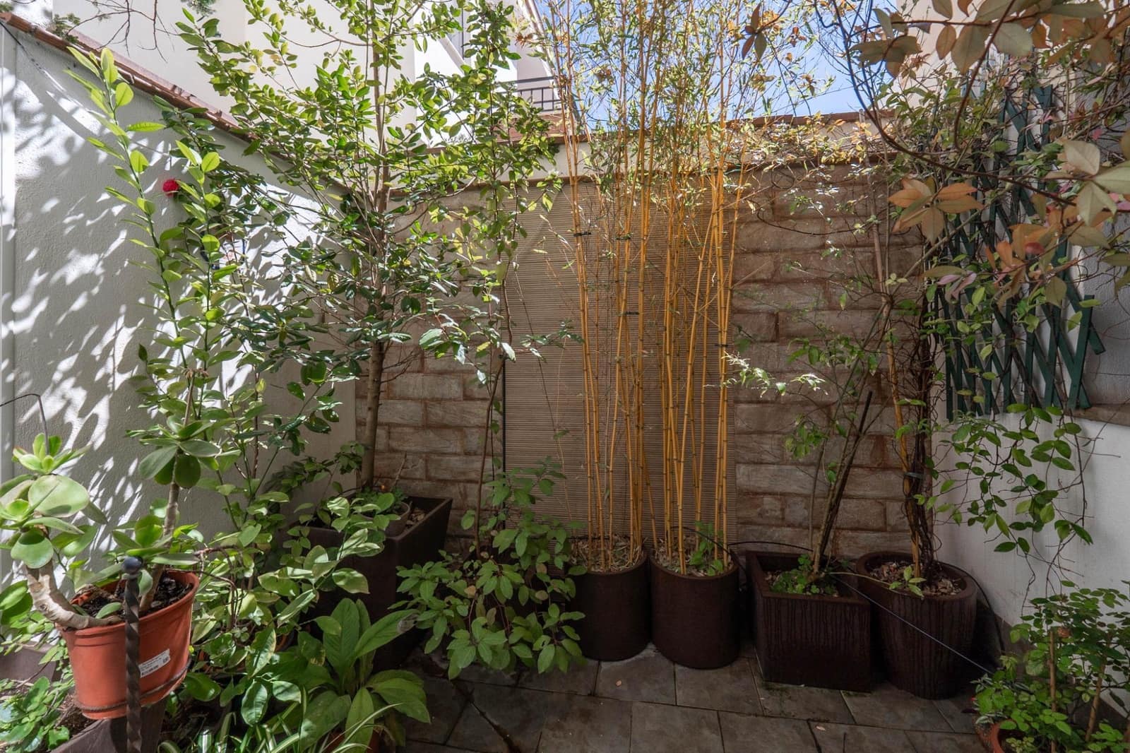 4 soveværelse Rækkehus til salg i Granada by med garage - € 512.000 (Ref: 9702391)